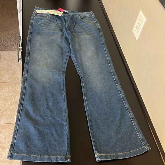 Pajama Jeans bootcut pull up elastic waist, medium wash blue, size S, NWT - Picture 2 of 16